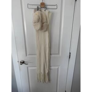 NWT Lauren Conrad Scarf w/NWOT matching Mittens